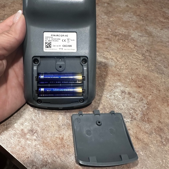 QT2 Turning Technologies Clicker RCQR-02 ResponseCard Keypad - Picture 5 of 9